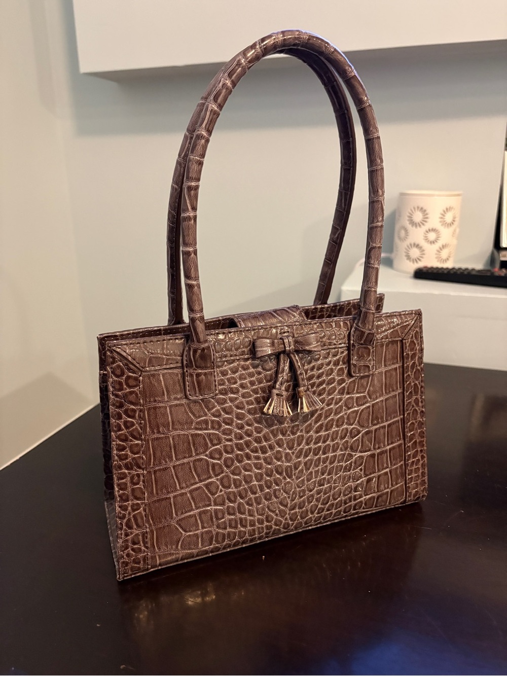 Liz Claiborne brown crocodile textured Handbag